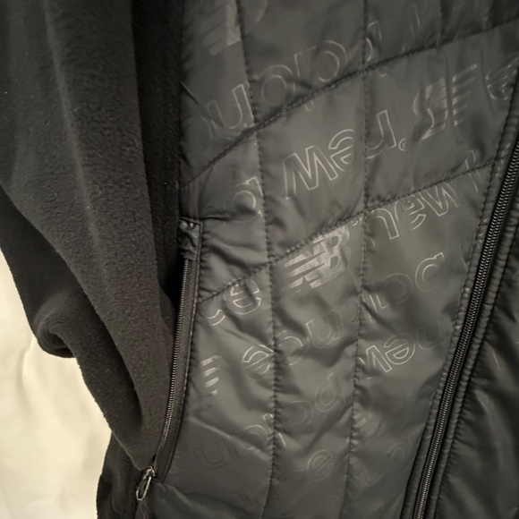 New Balance Women’s Sz Large Quilted Fleece Fitted Jacket NWT - Picture 5 of 12
